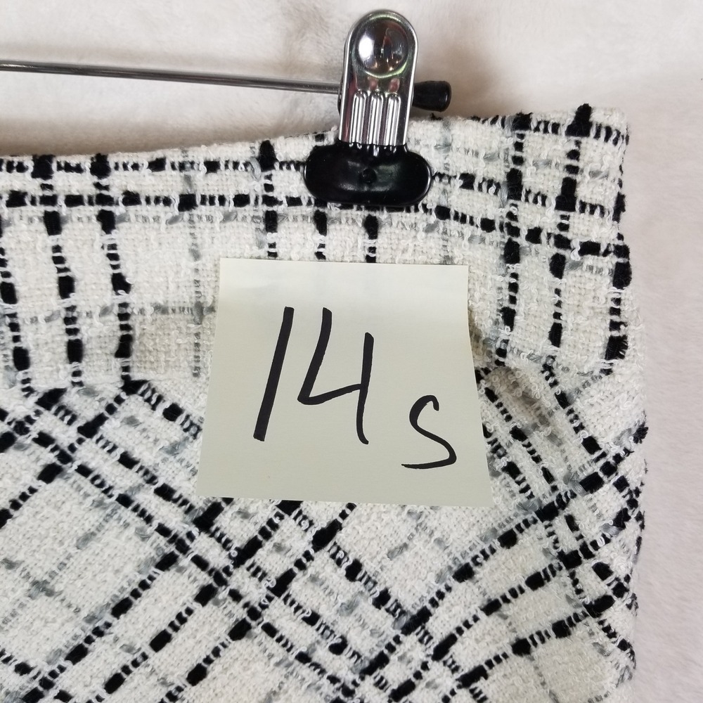 White House Black Market Tweed Skirt Blazer Suit Set 12 Black White Plaid Wool - Picture 16 of 16